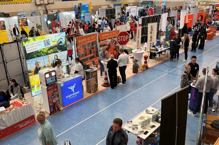 Aktive Eingliederung Besuch der Berufsmesse